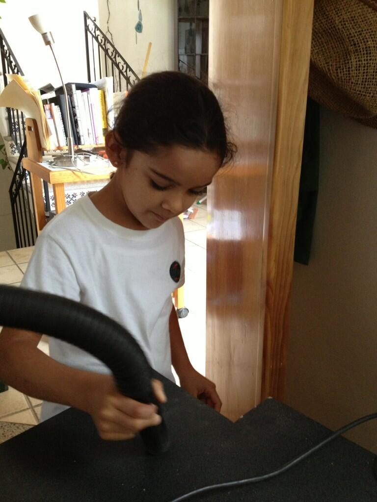 Luciana aspirando