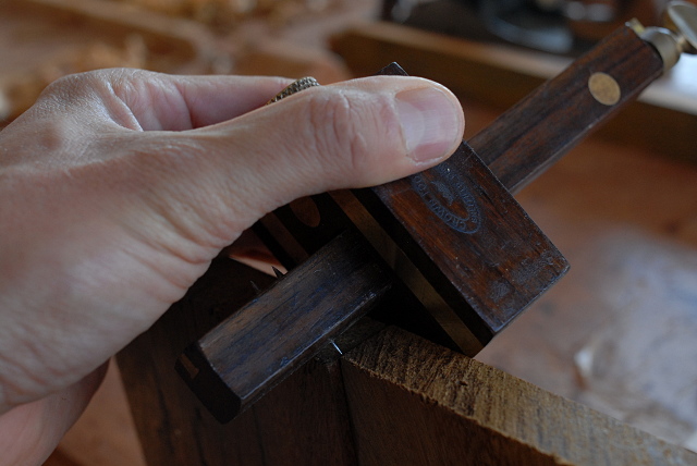Gauging the thinnest part