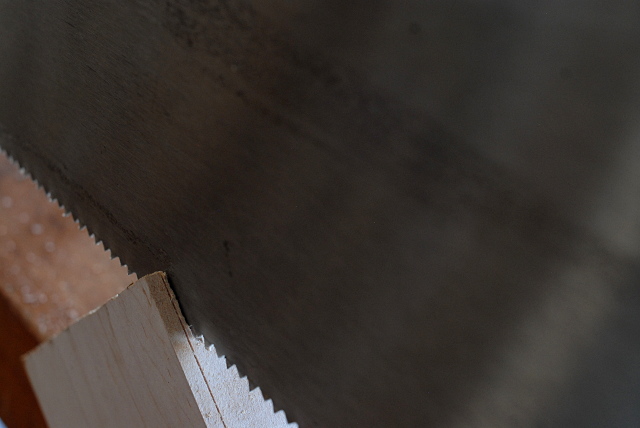 Starting to resaw at a corner