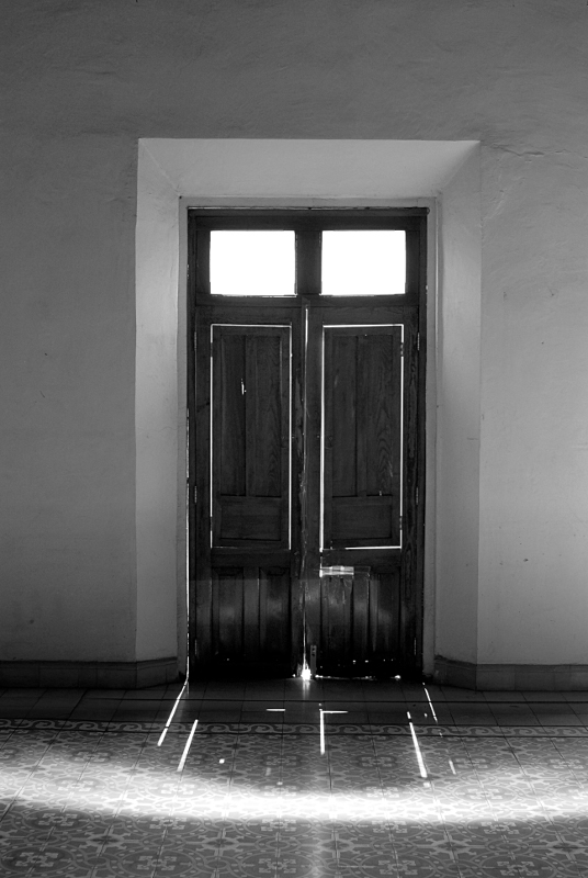 Decayed door