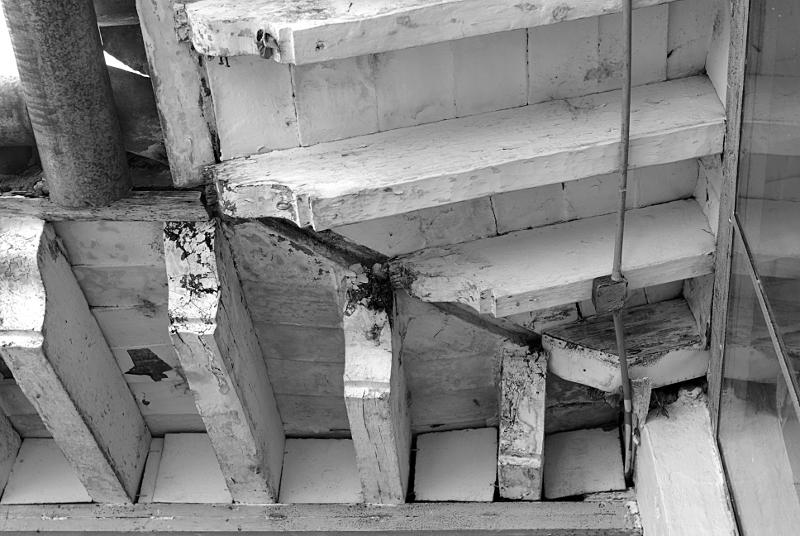 Decayed roof